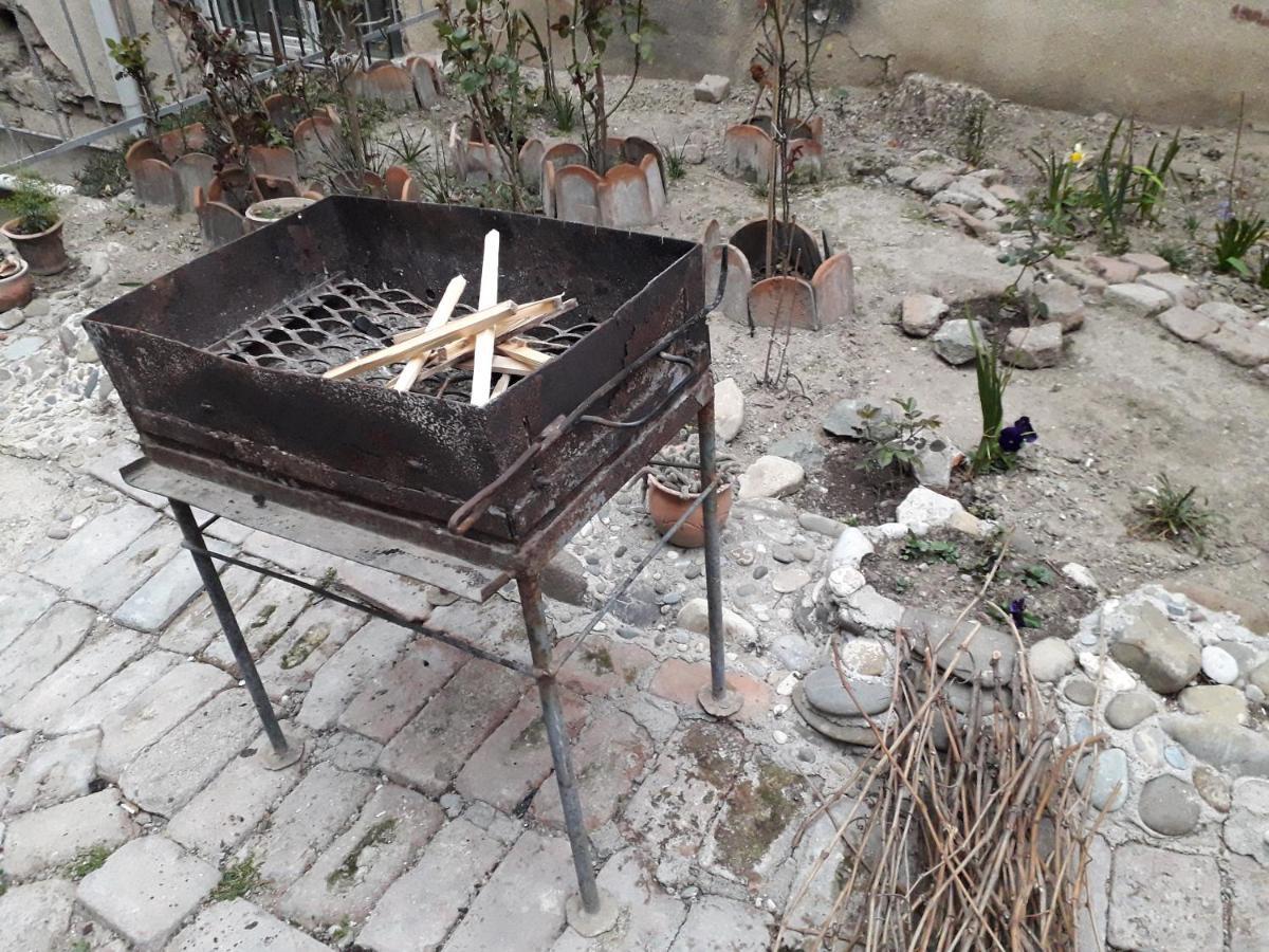 Appartamento Cozy House II Tbilisi Esterno foto